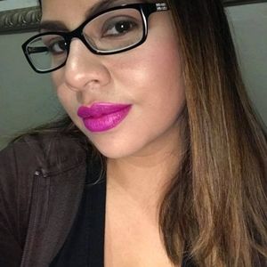 Meet your Posher, Mariela